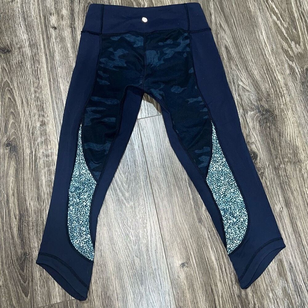 Lululemon Wunder Under Size 4 - image 2